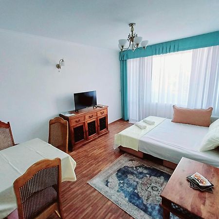 Wild Cherry Apartments Saints Constantine and Helena Екстер'єр фото