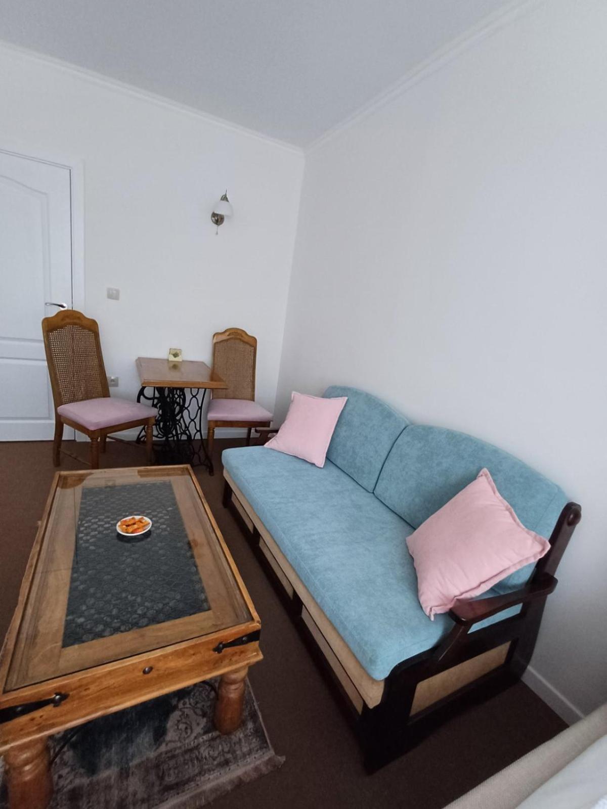Wild Cherry Apartments Saints Constantine and Helena Екстер'єр фото