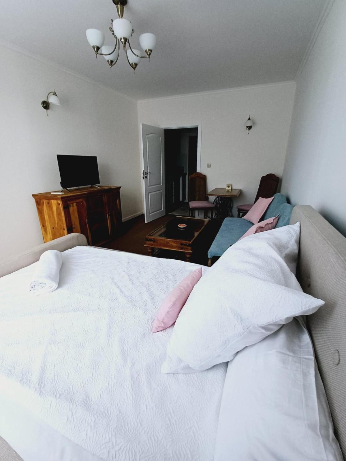 Wild Cherry Apartments Saints Constantine and Helena Екстер'єр фото