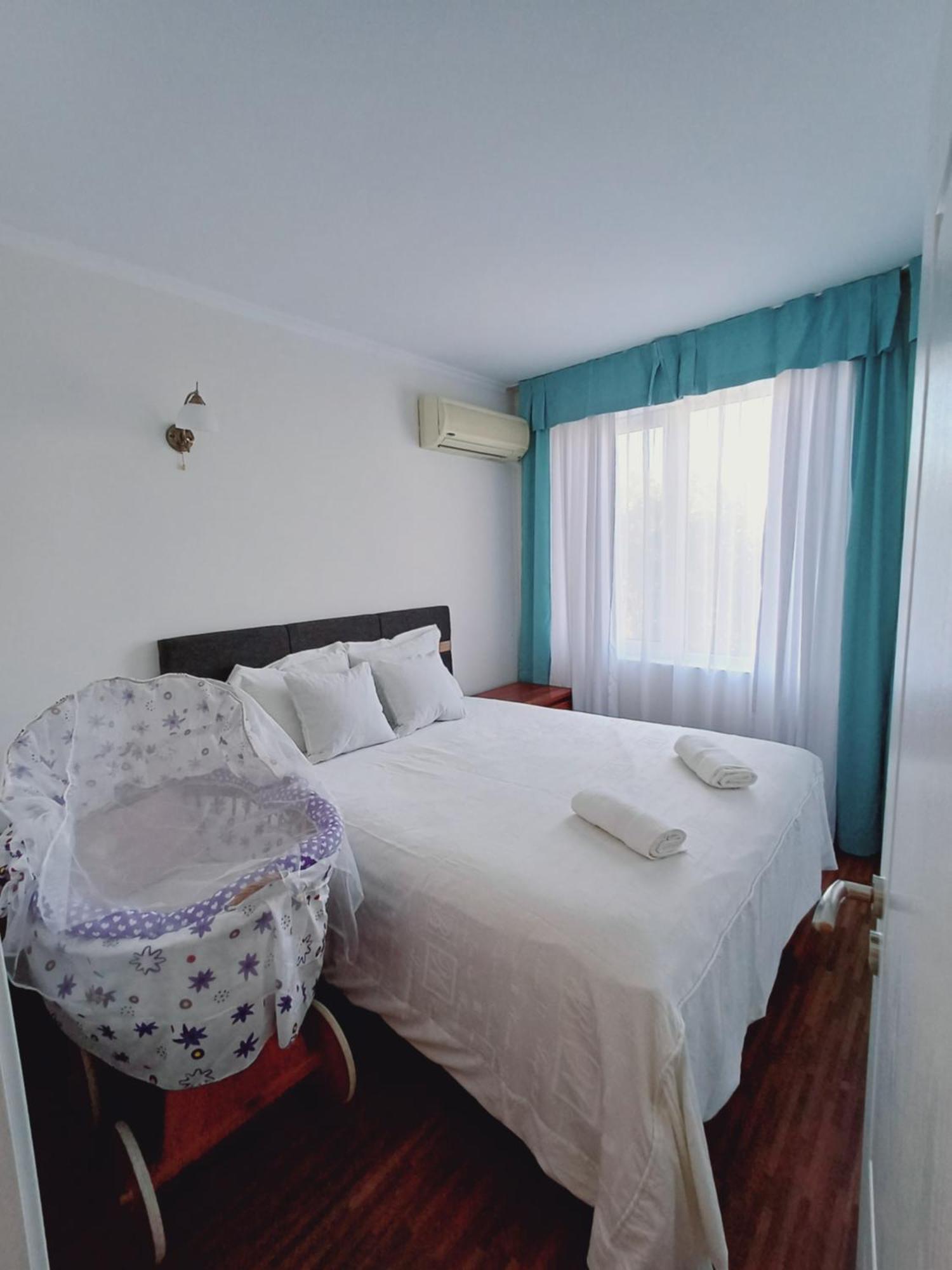 Wild Cherry Apartments Saints Constantine and Helena Екстер'єр фото